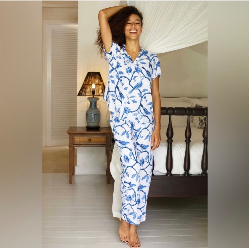 Piyama Maggie Bluebird Print Pajama Top Blue White Floral Sleep Shirt Size S